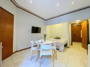 La Platea de Bs As 1B Balcón frente al Palacio Libertad