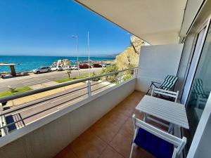 Primera linea frente a Playa Lilenes