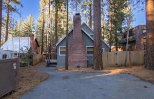 The Heavenly Foothills For 4