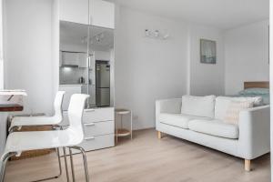 Bondi Beach Studio with an ocean view