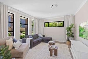 Ruby Lodge by Coast Hosting