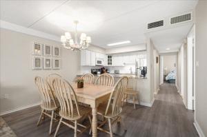 Gorgeous 3 Bedroom Atlantis Condo Oceanfront with Pool!