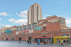 Near Chinatown, Valentines Harbor, ICC 3-bedroom apartment with parking space