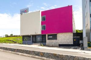 Hotel Estancias VIVE MX el marques Queretaro, Trademark