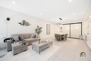 Glebe near CBD Walk to USYD & Light Rail