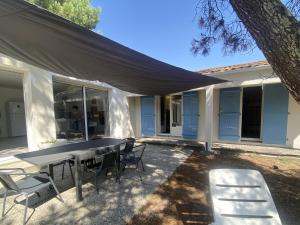 Maison 4 chambres avec WIFI et animaux acceptés à 200m de la plage - FR-1-22-304