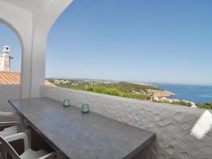 Hermosa Casa Moderna a 500m de la Playa con Aire y Wifi - HISP-7-5