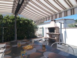 Casa con piscina comunitaria cerca de la playa en LEscala - HISP-7-91