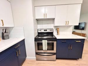 Cozy Modern 3BR Escape - Sanford