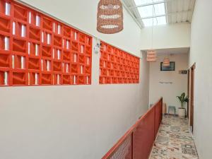 Urbanview Terra Hotel Syariah Near Stasiun Sragen by RedDoorz