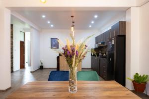 Rural Retreat with Charming Patio 2 Bedrooms