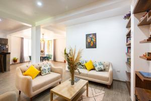 Rural Retreat with Charming Patio 2 Bedrooms