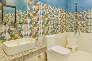 Hotel The SSB - ! luxury balcony rooms ! mountain view ! rooftop cafe ! big parking ! property of the year !