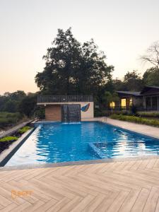 Mountain Woods Farmstay, Khopoli Pure Veg