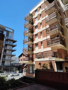 Departamento entero céntrico con balcón en Pinamar