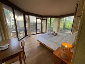 Beachfront Glamping - Escape in Nature