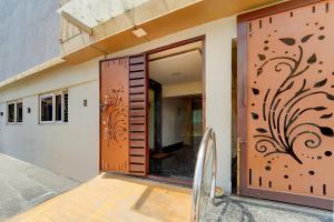 Collection O Republic Mall Coimbatore Formerly Manis Residency