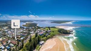 Surf Side, 1 Beach St