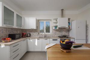 Casa Berton – Modern Villa With Pool - Happy Rentals