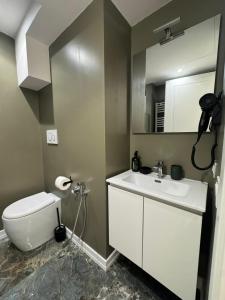 LAURINA Home Collection