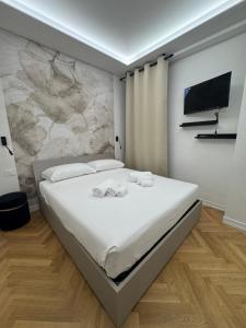 LAURINA Home Collection