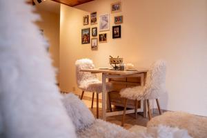 Pied de piste et à 5min des Bains dHérémence