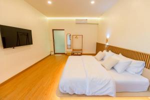 Yugen House - Yutaka