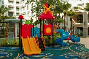 Bangtao Elite 2BR Apartment, Title Legendary F601