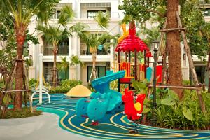 Bangtao Elite 2BR Apartment, Title Legendary F601