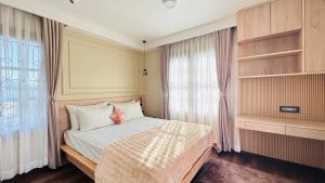 Peaceful Bhaisepati Retreat with Mountain Views, Free Parking & WiFi