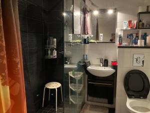 Privat room with 160 bed near Arlanda Airport
