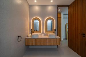 Athena and Coco - Tropical Bliss 3BR Villas in Uluwatu