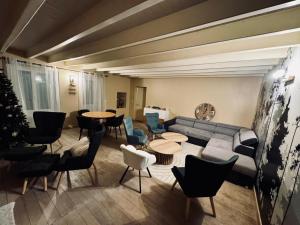 Maison de campagne avec piscine et charme poitevin