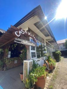 Casa Victoria Beach Resort and Restaurant