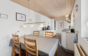 Nice Home In Thyborøn With Wifi