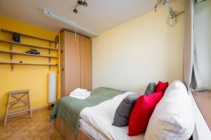 Solec Powiśle Homely Apartment by BookingHost