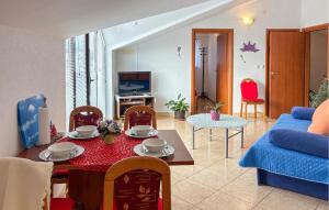 Nice Apartment In Novi Vinodolski With House Sea View