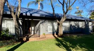 La Bushka Guesthouse