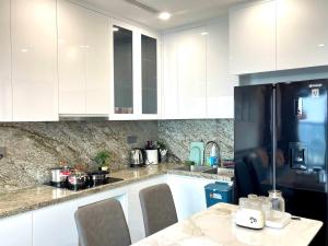 AT homestay - căn hộ cao cấp 2 phòng ngủ 72m2