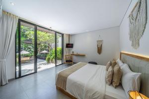 Villa St Lau - Signature 3BR Hideaway in Ubud