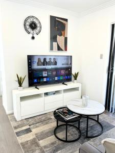 2 Bedrooms Minimalist Home in Moss Vale