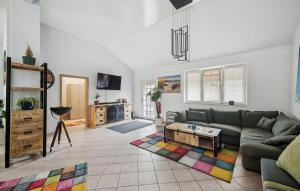 Pet Friendly Home In Steinebach With Wifi