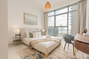 Stunning View, Easy Access to Dubai Attraction, Beach Vista Tower 2, Emaar Beachfront by Deluxe Holiday Homes