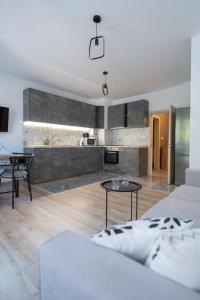 Apartment By The River 5