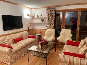 2,5 Zimmer Wohnung mit Bergblick in Engadin