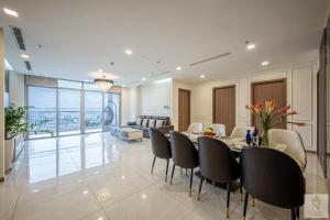 The Regal Suites In Landmark Saigon