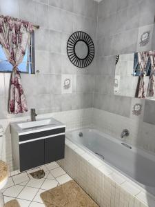 La Bushka Guesthouse