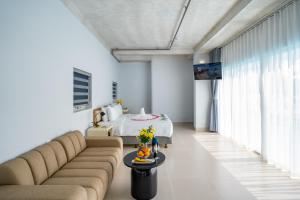 The Up Hotel Phu Quoc Island - The Poolside Escape