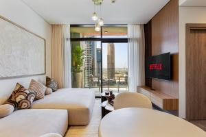 Cosy-Chic 1Bed with Canal Views Near Burj Khalifa