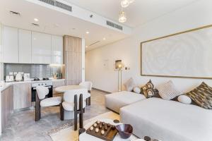 Cosy-Chic 1Bed with Canal Views Near Burj Khalifa